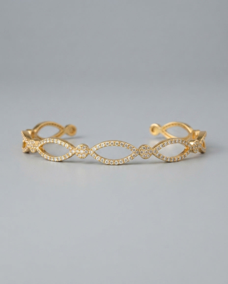 Metalbox — Bracelet Helix — jonc ouvert rigide en argent massif rhodié, 210 diamants blancs, vue 2