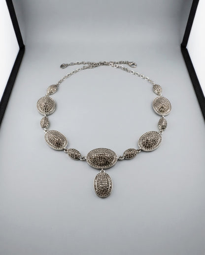 Metalbox — Collier Pénélope — collier en argent, pavage de diamants bruns taille rose, vue 2