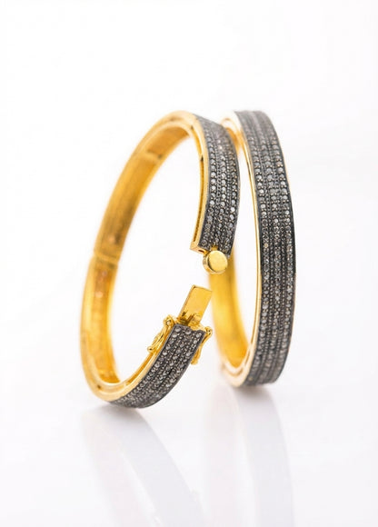 Metalbox — Bracelet Promesse — jonc serti d'une constellation de diamants, fermoir invisible, vue 2