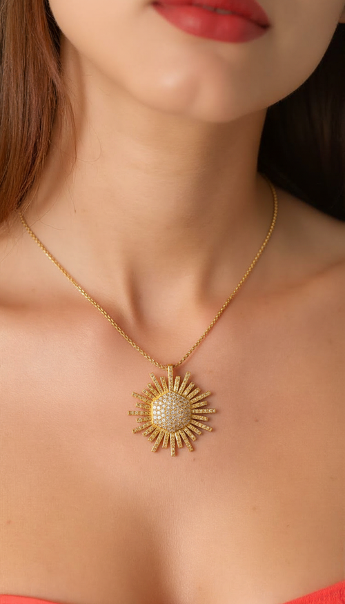 Metalbox — Pendentif Soledad — pendentif en argent plaqué or jaune 18 carats, 192 diamants taille rose